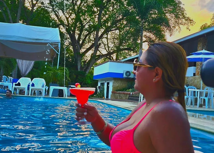 Hotel Familia Casa Blanca